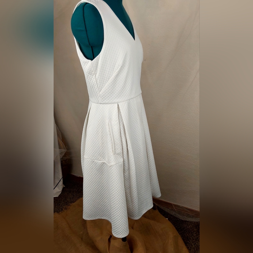 Liz Clairborne, white ,tank style ,midi dress with pockets